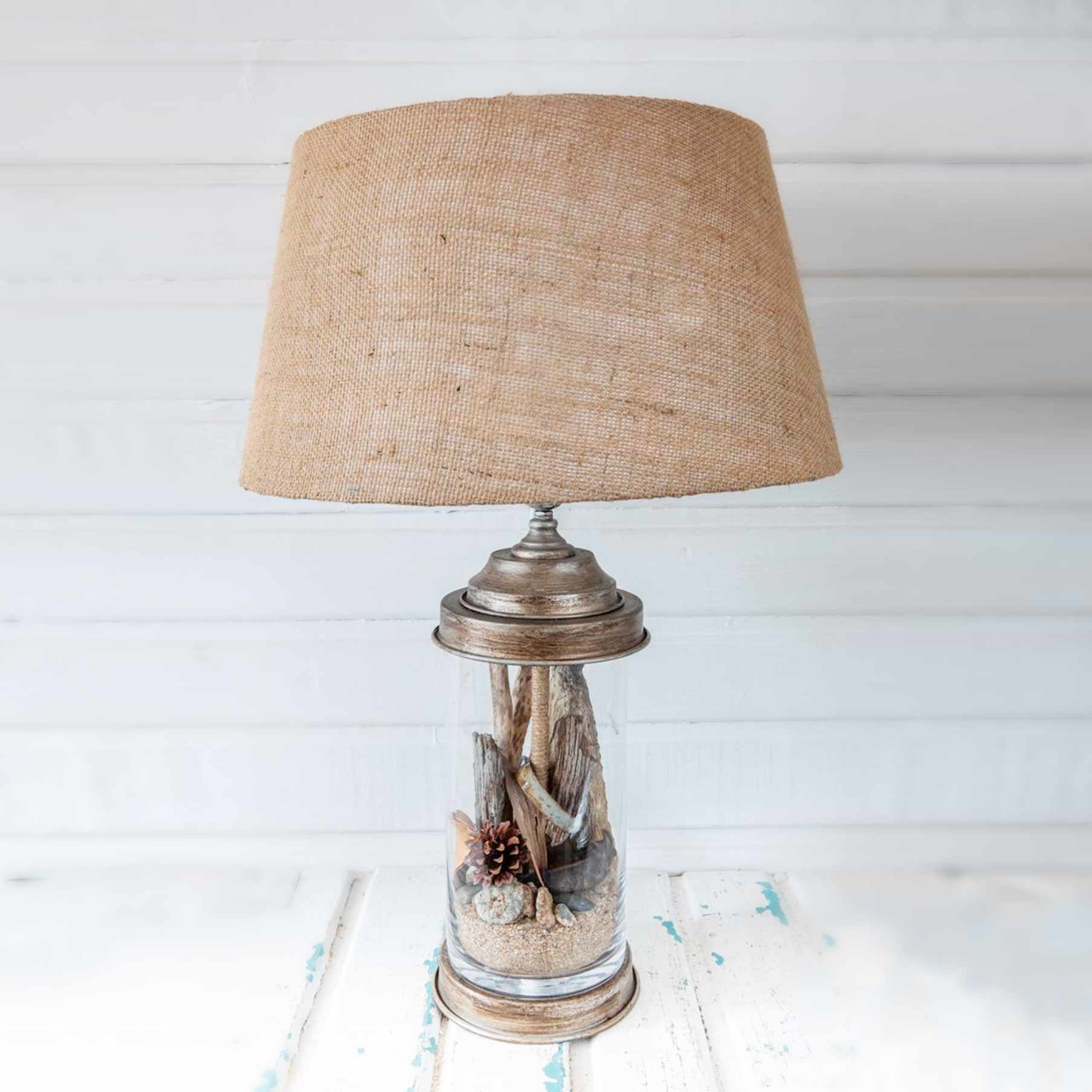 Lámpara de vidrio para mesa con diseño campestre